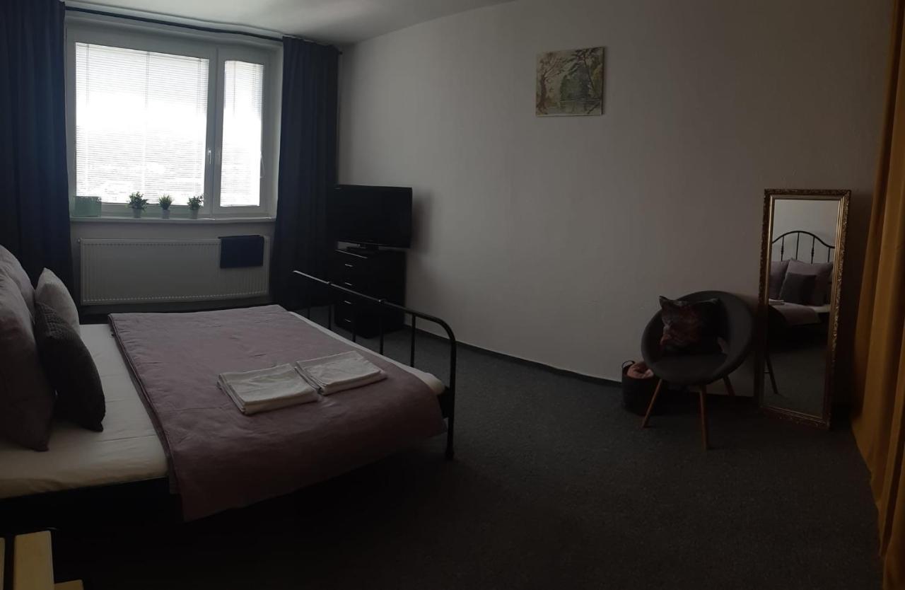 Appartamento Byt Pro Dva Blansko Esterno foto