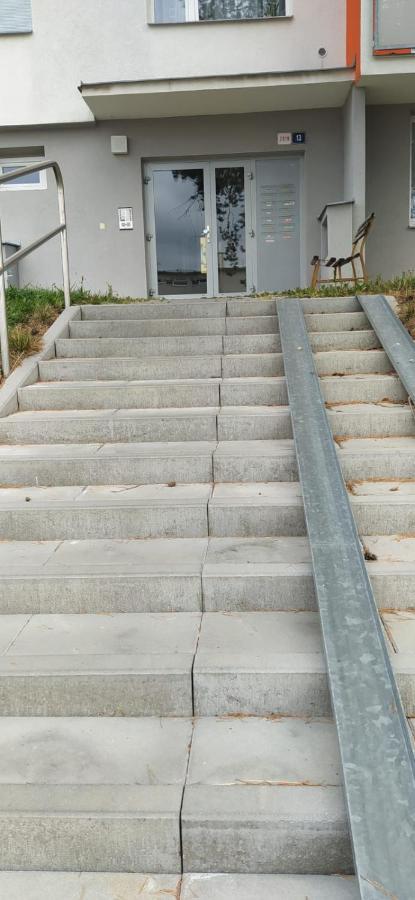 Appartamento Byt Pro Dva Blansko Esterno foto